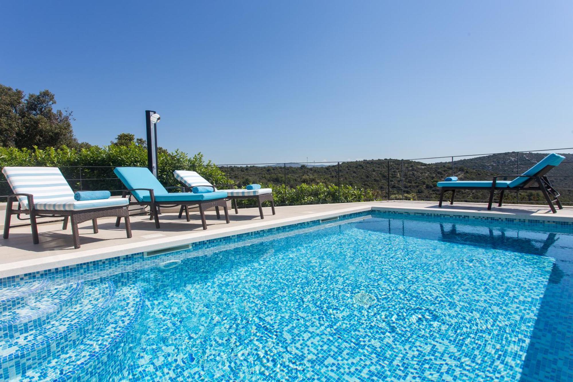 View Collection Villa Vinisce