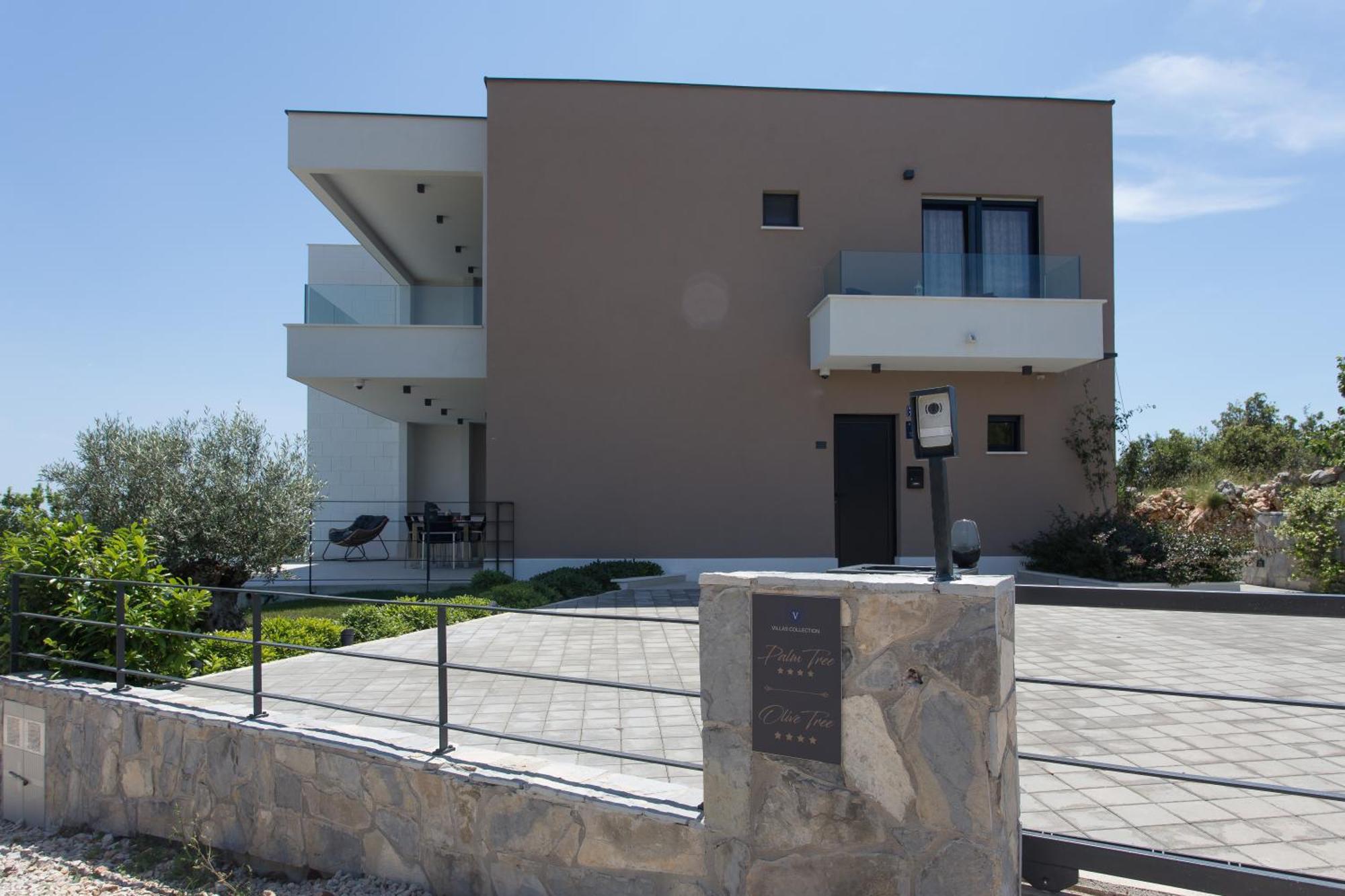 View Collection Villa *